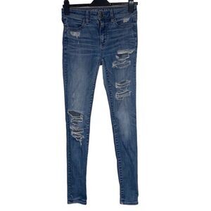 American Eagle distressed super stretch jeans